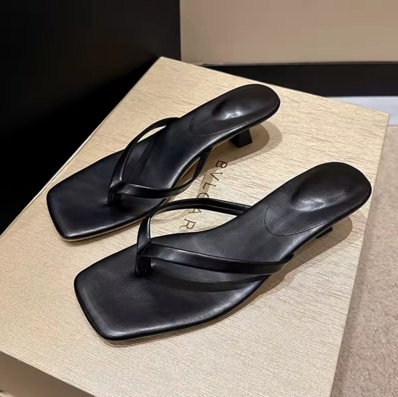 Chaussures confortables à talons bas