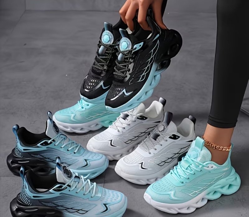 [Baskets] Chaussures de marche légères et respirantes