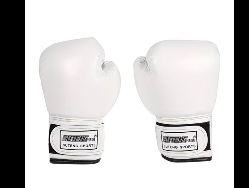 Une paire de gants de boxe en PU