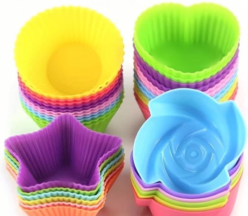 24 pièces/12 pièces - Moules à cupcakes en silicone colorés 4 formes - Réutilisables - Antiadhésifs - Faciles à nettoyer - Moules à pâtisserie - 4 formes : rose, cœur, rond, étoile