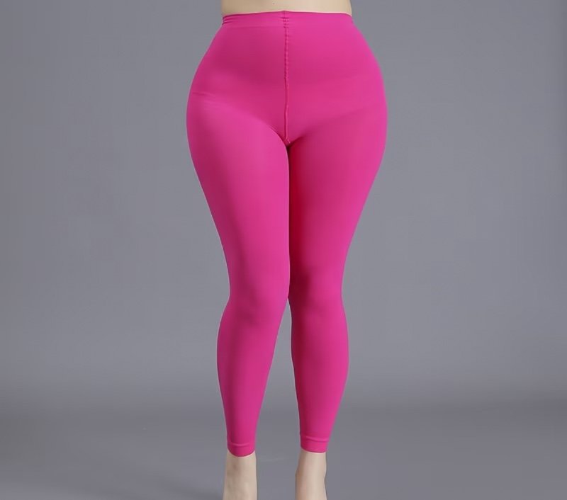 1 Paire de Collants Courts Tendance pour Femmes, Très Extensibles : Doux au Toucher, Ils Enveloppent la Peau Confortablement. Avec un Style et un Effet Polyvalents, Ils Sont Parfaits pour le Quotidien, les Soirées, le Yoga et les Voyages. Collants Exquis