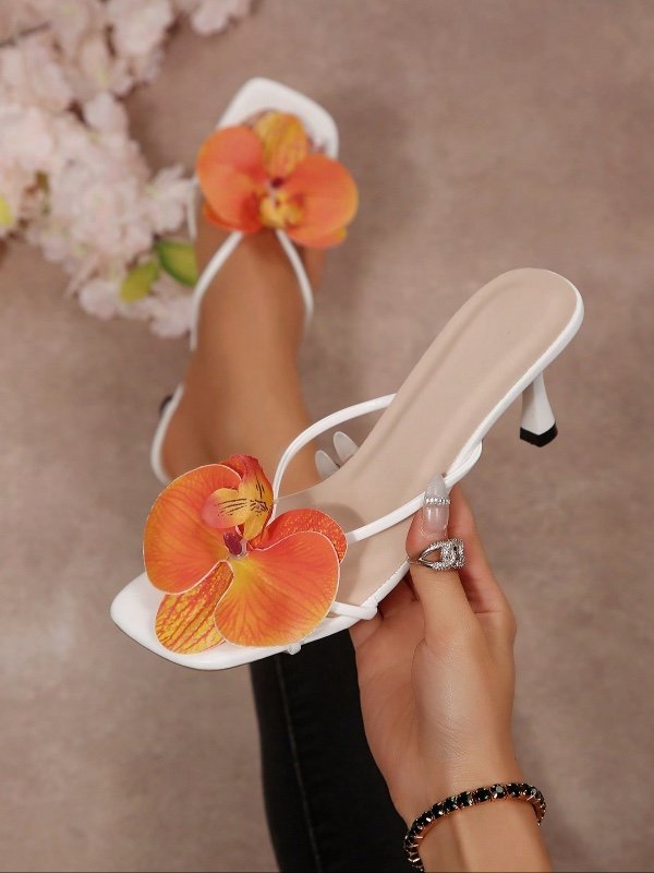 Sandales à talons aiguilles style français avec brides florales, chaussures d'été minimalistes de niche à coupe ajustée, convenant pour les rendez-vous, le shopping, les fêtes, talons kitten, tongs