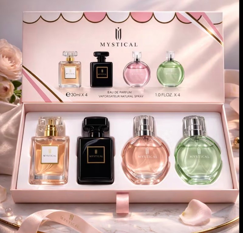 Coffret Parfum Femme 4pcs 30ml, Mini Parfums Eau de Parfum Longue Durée, Ensemble Parfum Cadeau pour Femme