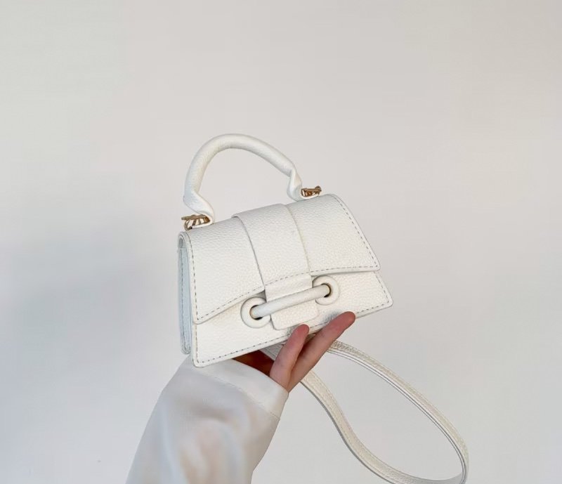 1 pièce Petit sac carré simple et élégant pour femme - Sac bandoulière léger - Sac à main avec ferronnerie dorée - Fermeture à pression - Convient pour un usage quotidien décontracté en extérieur, cadeau de vacances - Sac à bandoulière chic pour femme