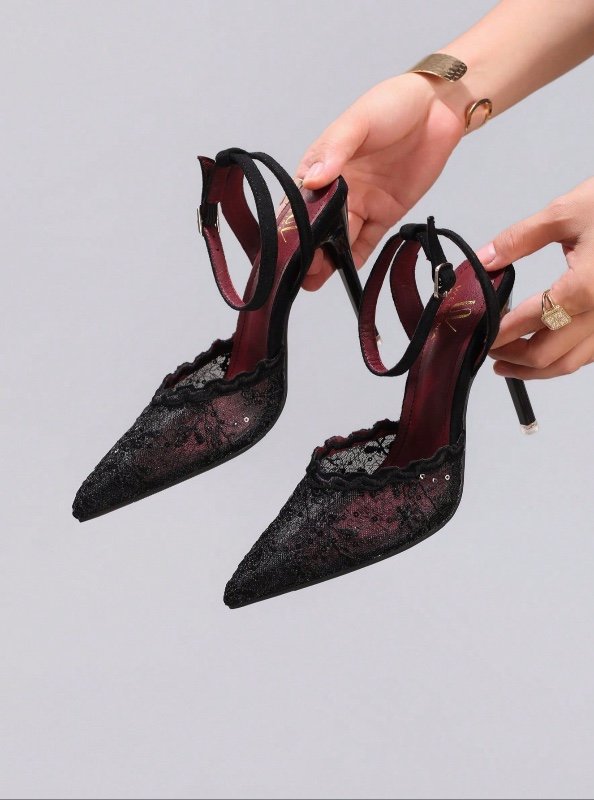 Chaussures à talons hauts mode avec broderie de dentelle, chaussures de soirée sexy à bout pointu super hauts talons, sandales noires à talons fins pour femmes, talons aiguilles