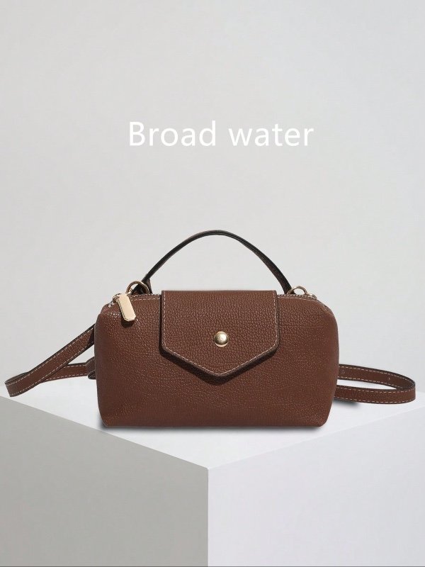 Mini sac à main tendance au design bicolore, en nylon imperméable ; l'ensemble comprend un sac porté épaule, un sac carré et un sac style panier, idéal pour les trajets quotidiens, les soirées