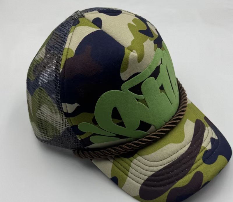 Casquette trucker unisexe tendance style américain pour l'été, avec broderie de lettres et empiècement en filet ; casquette de baseball décontractée et stylée, idéale pour se protéger du soleil.