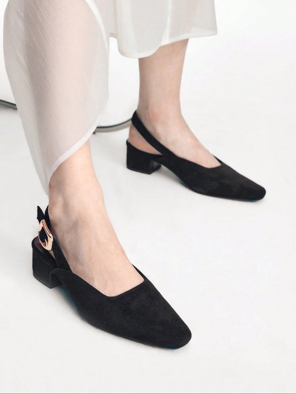 Escarpins tendance pour femme Mnmlis avec boucle, pour un usage quotidien