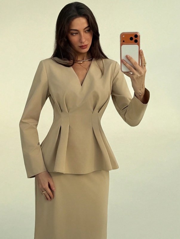 Ensemble deux pièces Aloruh pour femme : chemisier élégant et sexy à manches longues, col en V et taille cintrée, associé à une jupe coupe sirène ; idéal pour le bureau, le golf, le travail ou la Journée des enseignants.