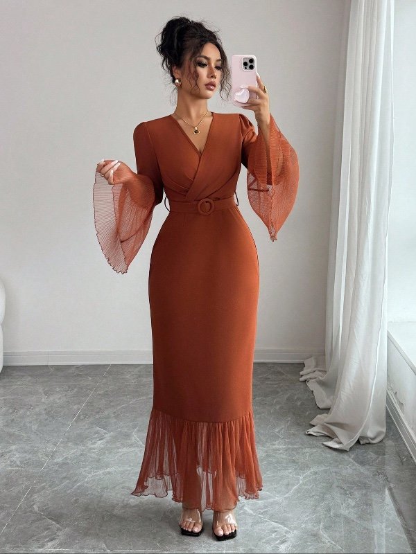 Nouvelle robe Elenzga pour femme à col en V, manches évasées et empiècements en résille ; idéale pour les fêtes, le shopping, les festivals de musique, le printemps et l'automne.