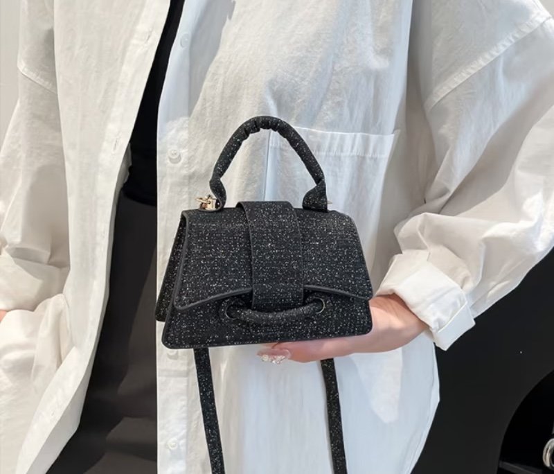Mini-sac à main et sac bandoulière irisé pour femme, sac d'épaule décontracté, compact et chic ; sac carré élégant idéal pour les soirées ou les rendez-vous ; [ne peut pas contenir de téléphone] peut accueillir rouge à lèvres, poudre, écouteurs, monnaie