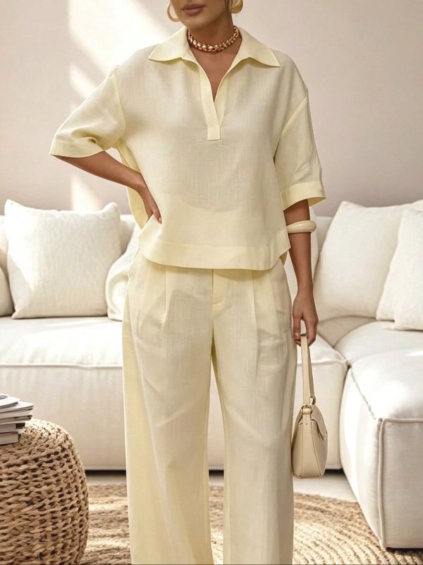 Ensemble décontracté deux pièces uni pour femme : haut à col et manches courtes associé à un pantalon droit taille mi-haute avec poches et fermeture zippée – Style élégant