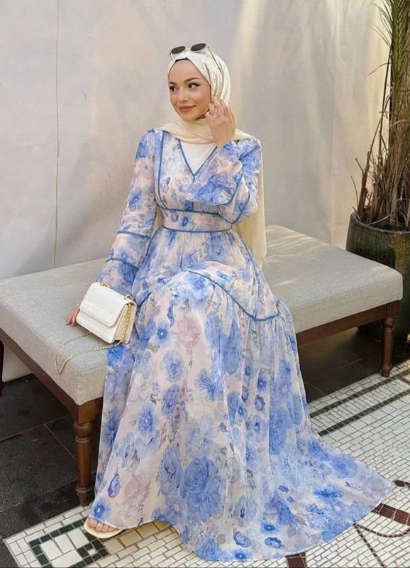 Robe mi-longue élégante DAZY pour femme, blanche et bleue à motifs floraux, col en V et manches pétales
