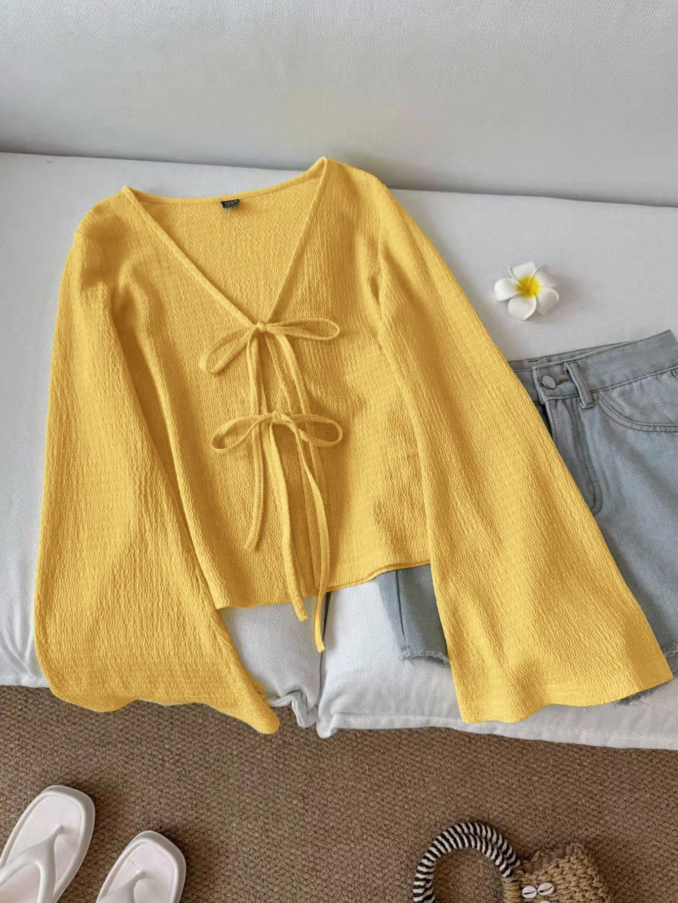 Jaune