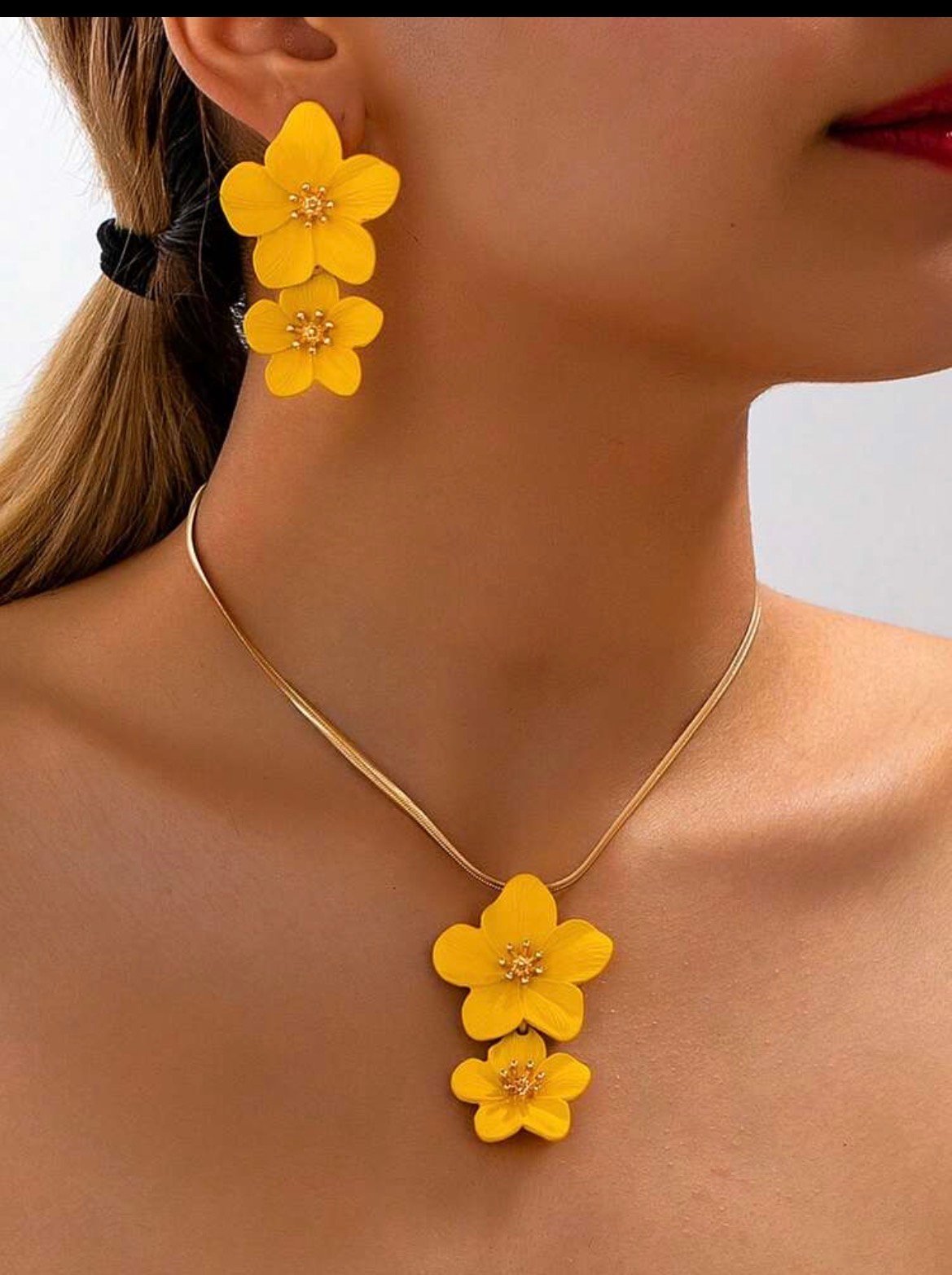 Jaune